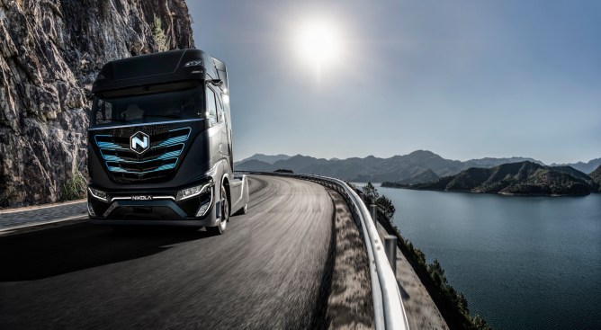 nikola tre electric truck