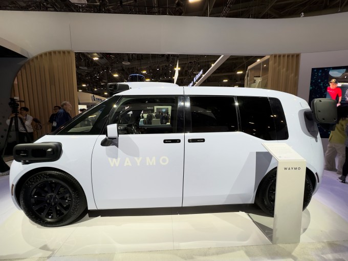 waymo-zeekr ces 2025